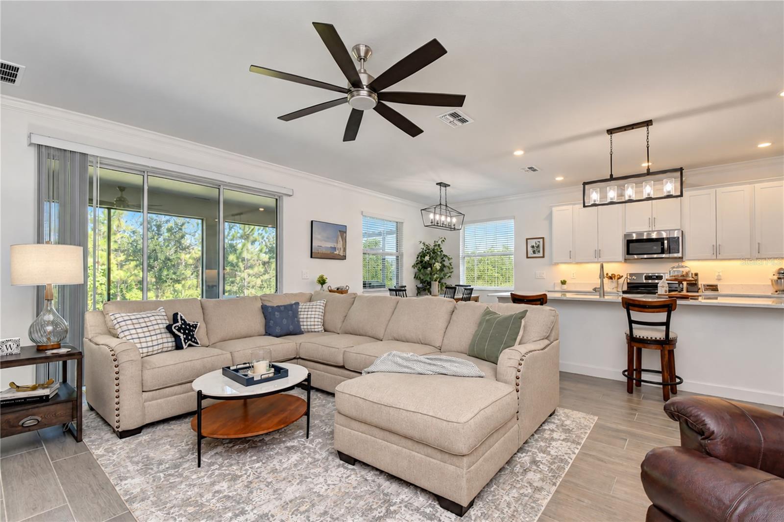 10577 Banyan Breeze Blvd Property Photo 15