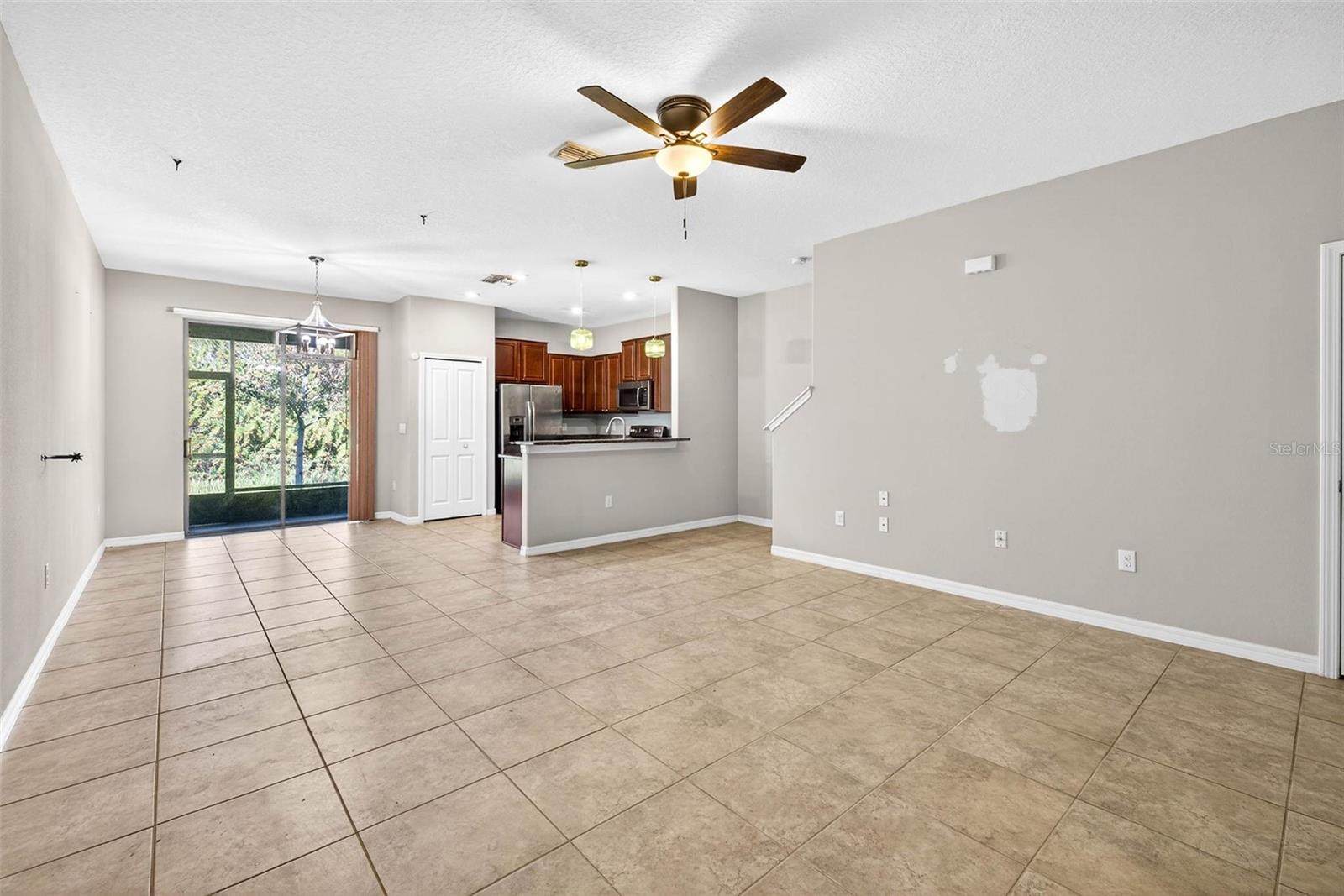 9754 Pembrooke Pines Property Photo 8