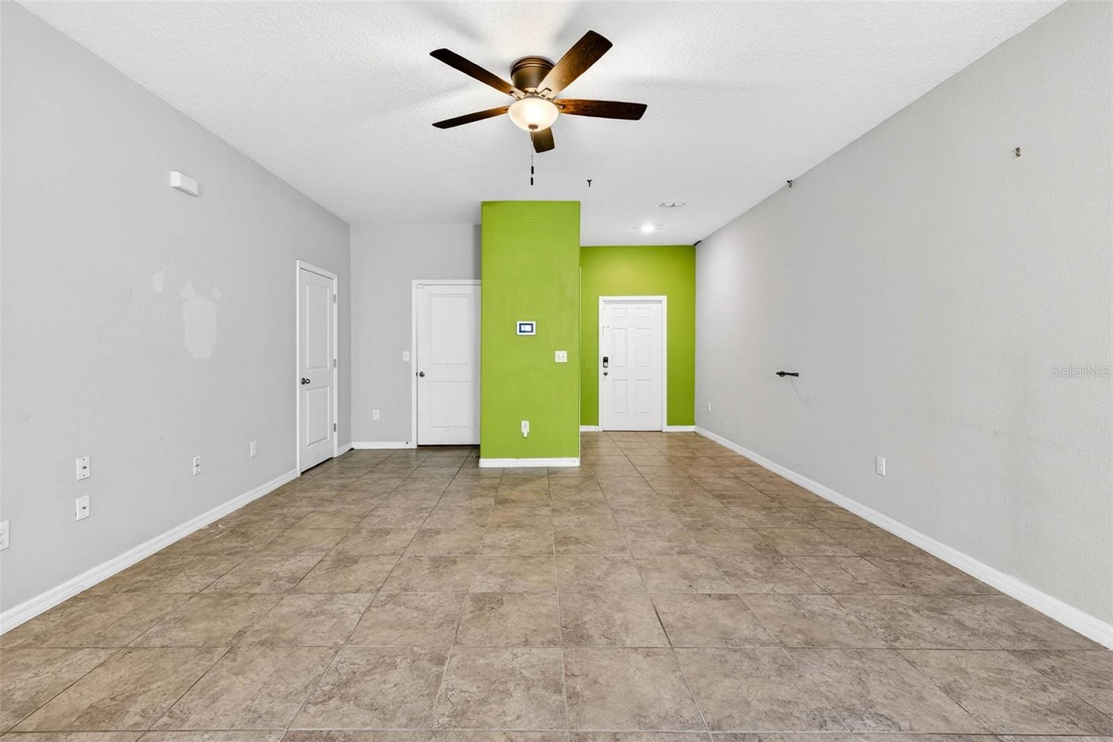 9754 Pembrooke Pines Property Photo 12