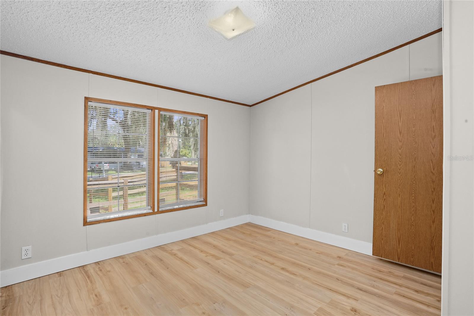 4706 Myrtle View Dr S Property Photo 5