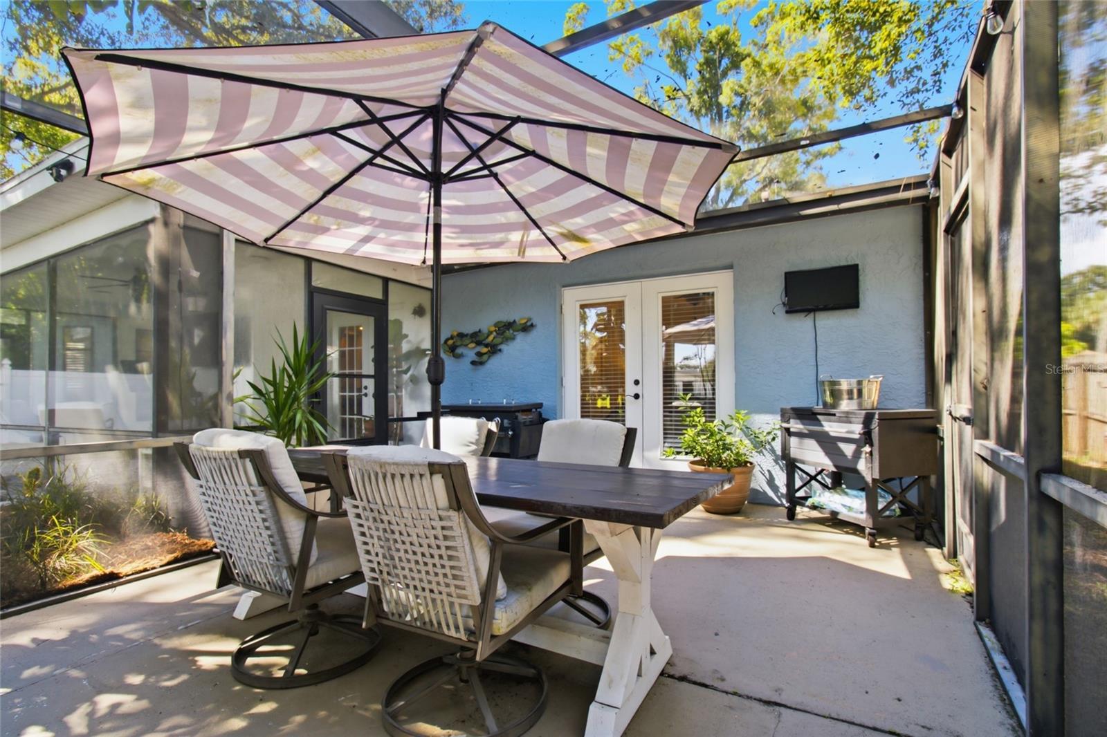 3211 Coventry N Property Photo 27