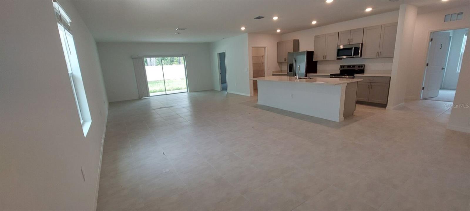 13490 Tropical Breeze Way Property Photo 2