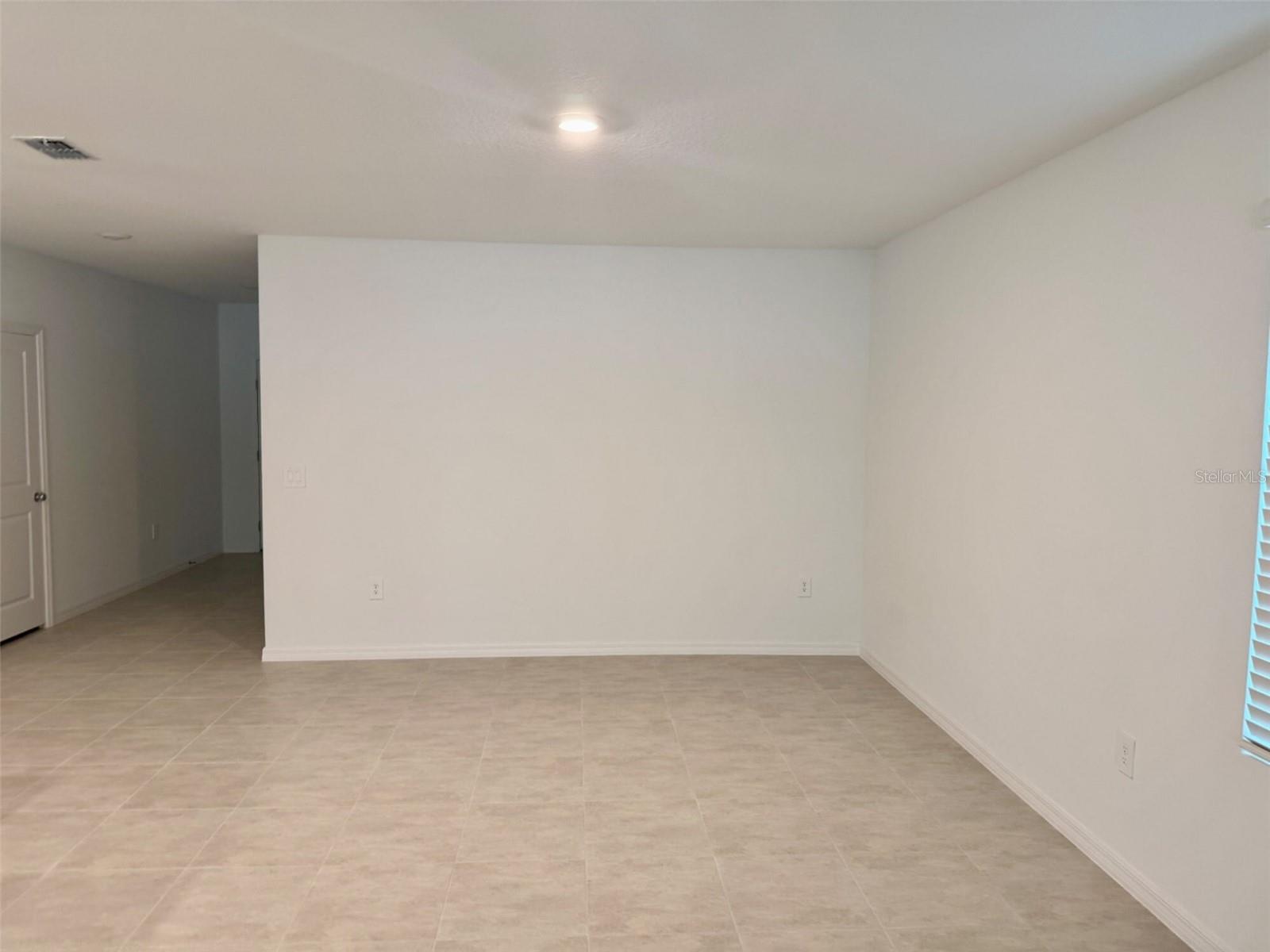 13490 Tropical Breeze Way Property Photo 11