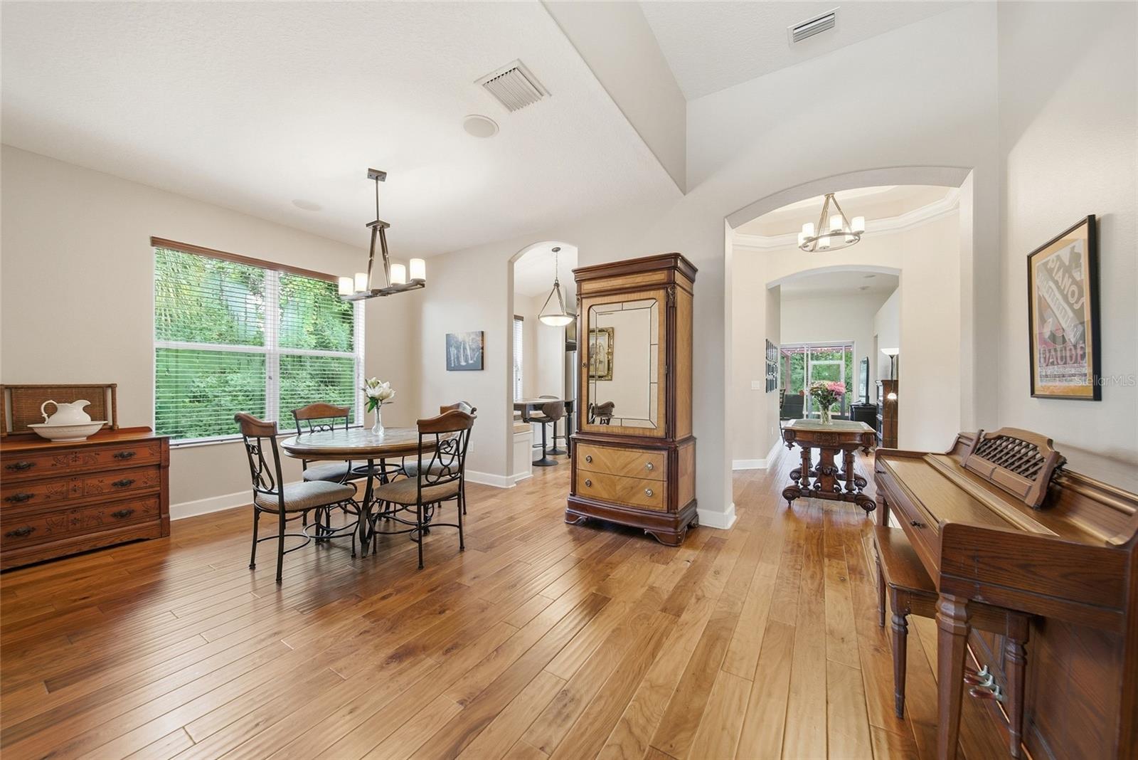 10106 Caraway Spice Ave Property Photo 6