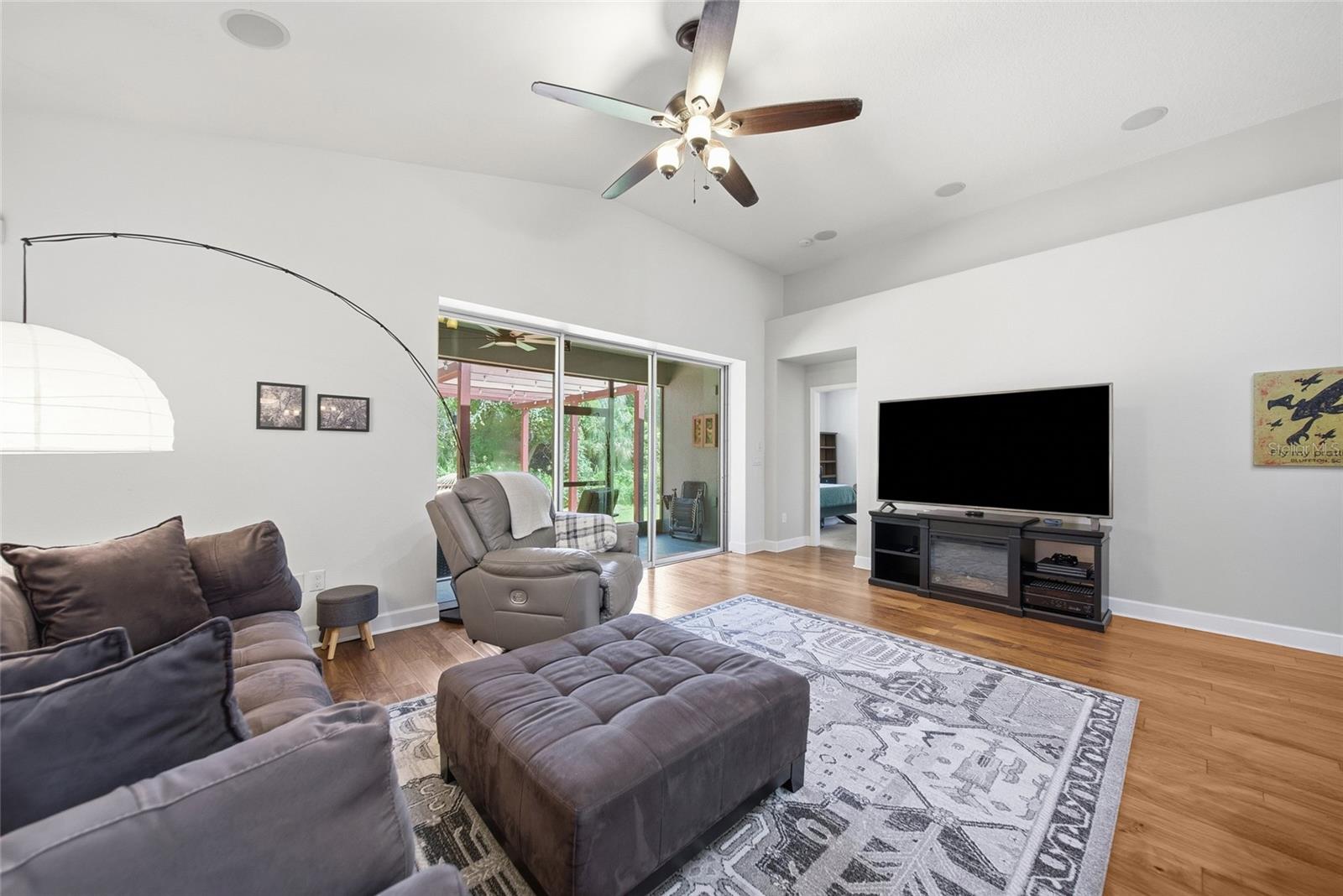 10106 Caraway Spice Ave Property Photo 7