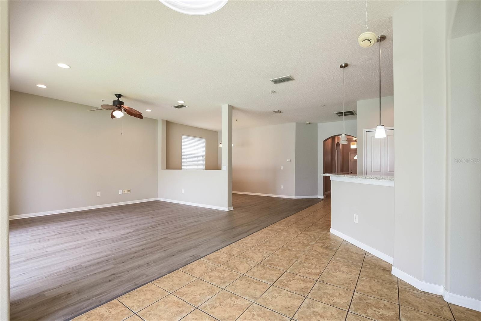 9849 Moss Rose Way Property Photo 9