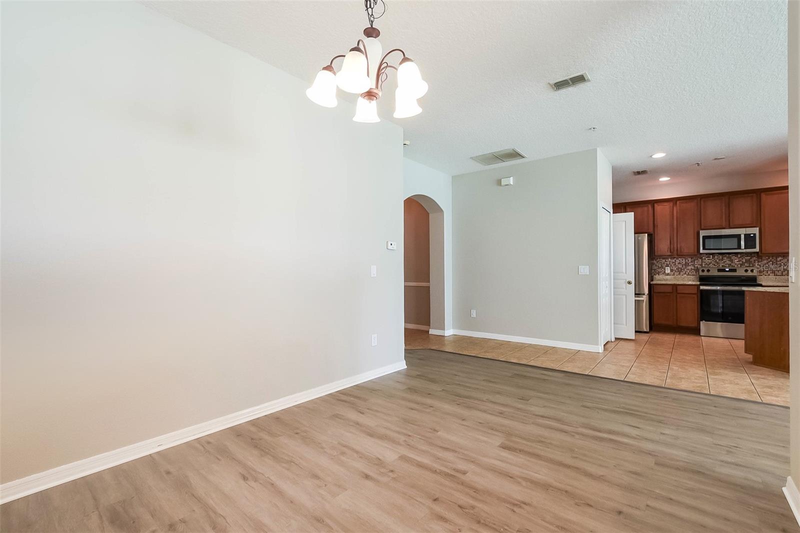 9849 Moss Rose Way Property Photo 12