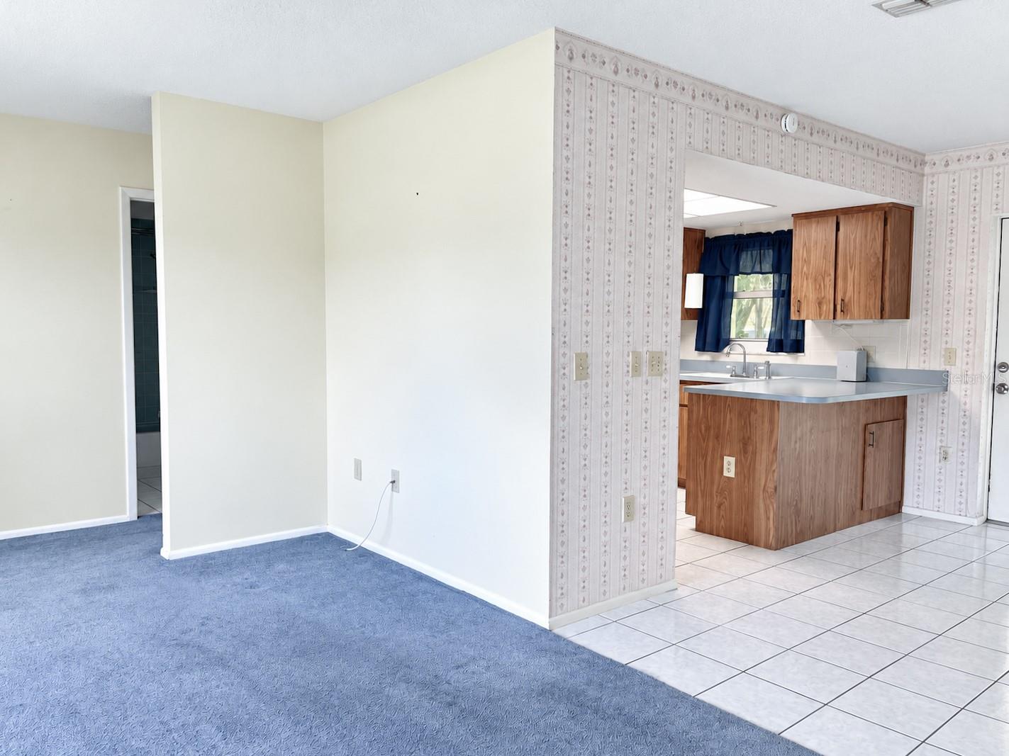 2260 Godfrey Ave Property Photo 4
