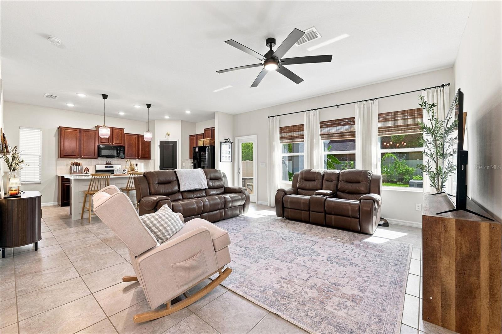 8096 Seagarden Ln Property Photo 8