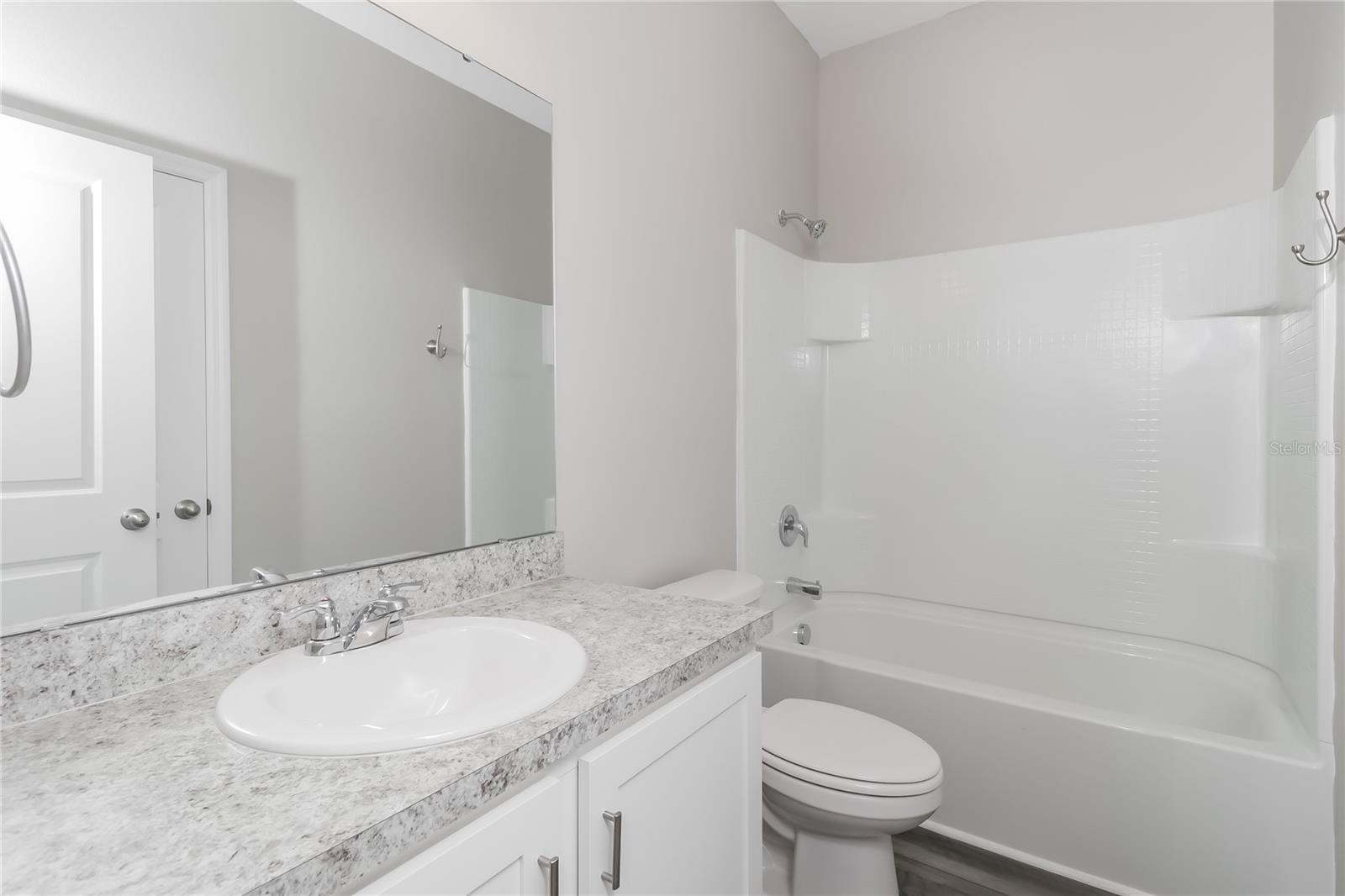 35483 Eastbrook Ave Property Photo 12