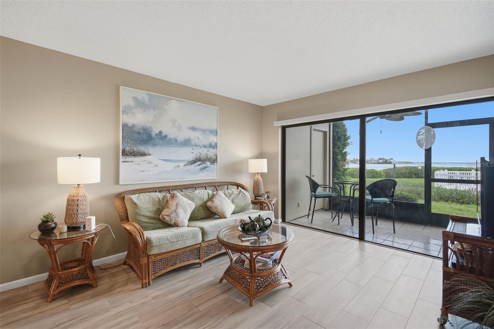 6104 Palma Del Mar Blvd S #112 Property Photo 9