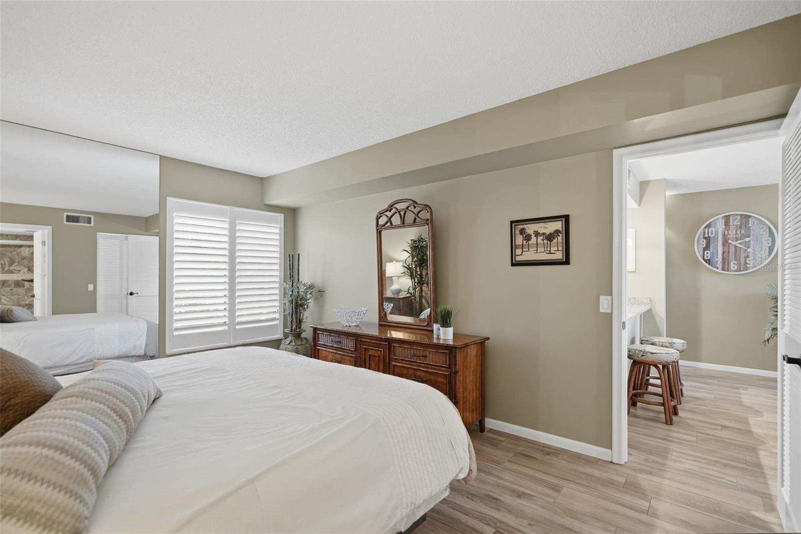 6104 Palma Del Mar Blvd S #112 Property Photo 13