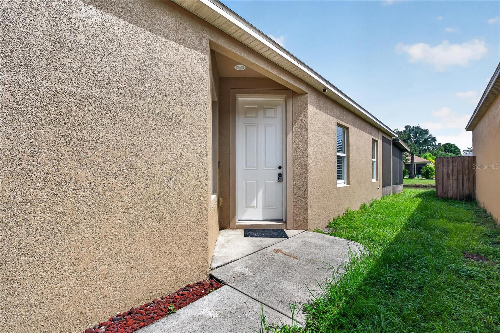1824 Atlantic Dr Property Photo 4