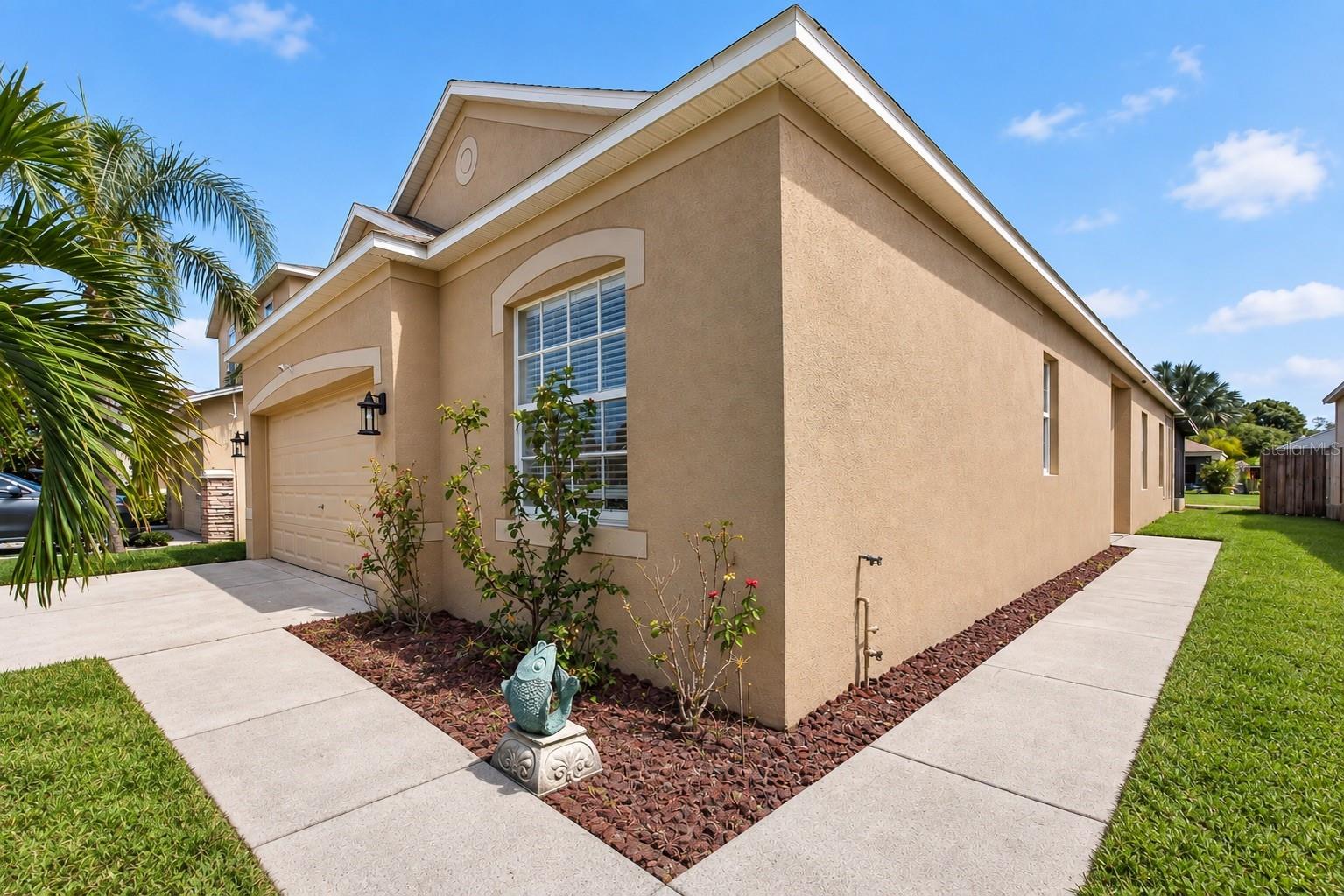 1824 Atlantic Dr Property Photo 4