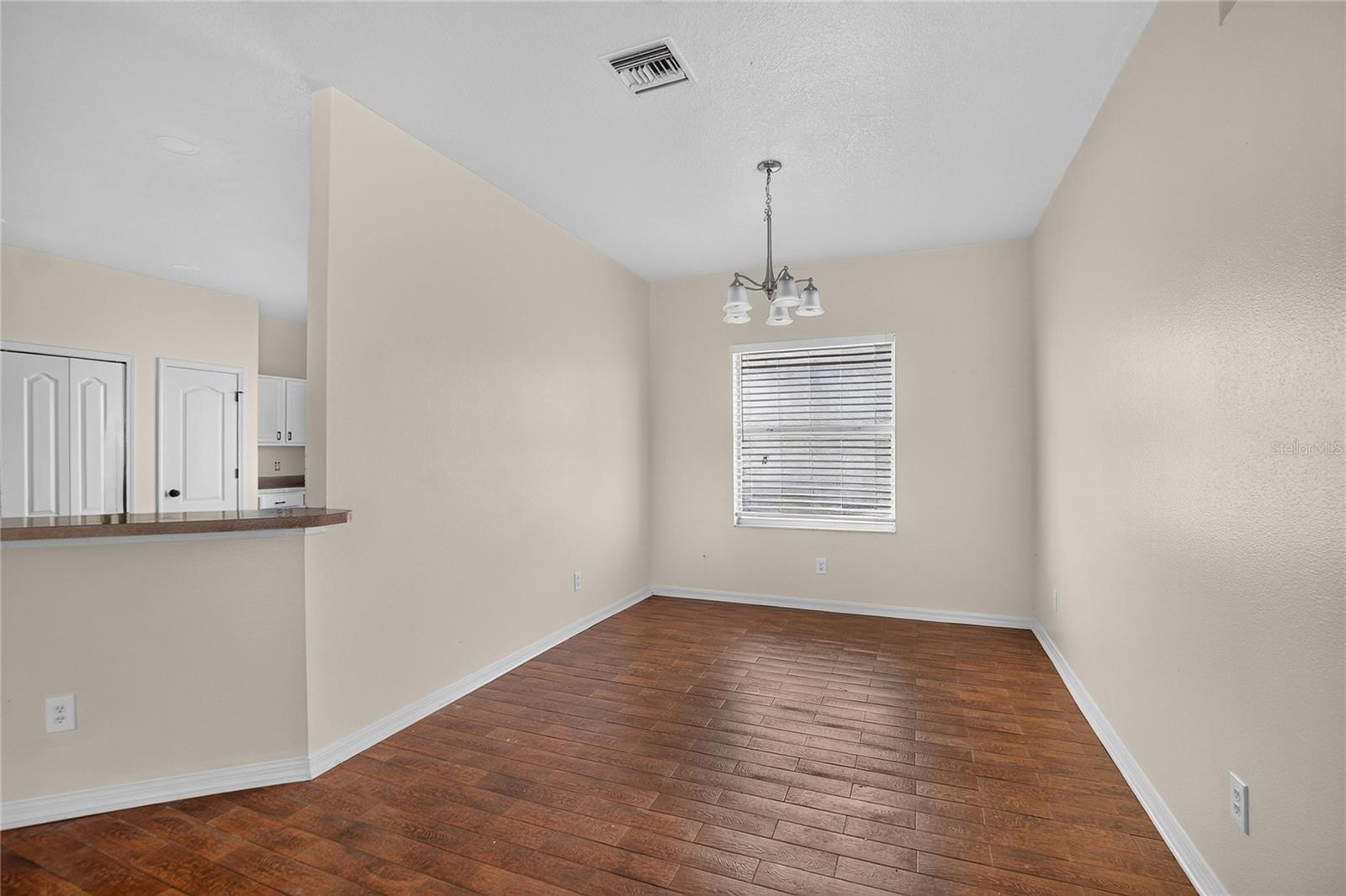 1824 Atlantic Dr Property Photo 11
