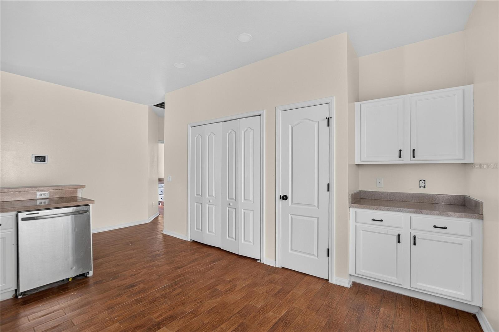 1824 Atlantic Dr Property Photo 17
