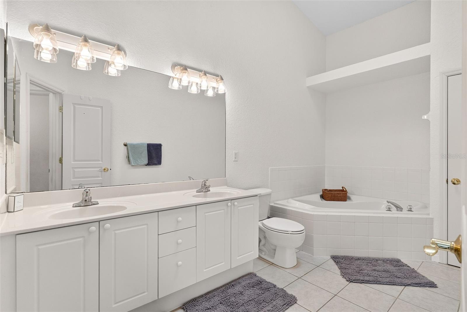 106 Brent Cir Property Photo 26