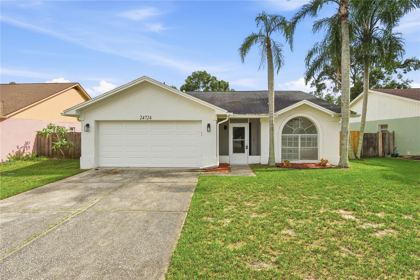 24724 SILVERSMITH DR Property Photo 1