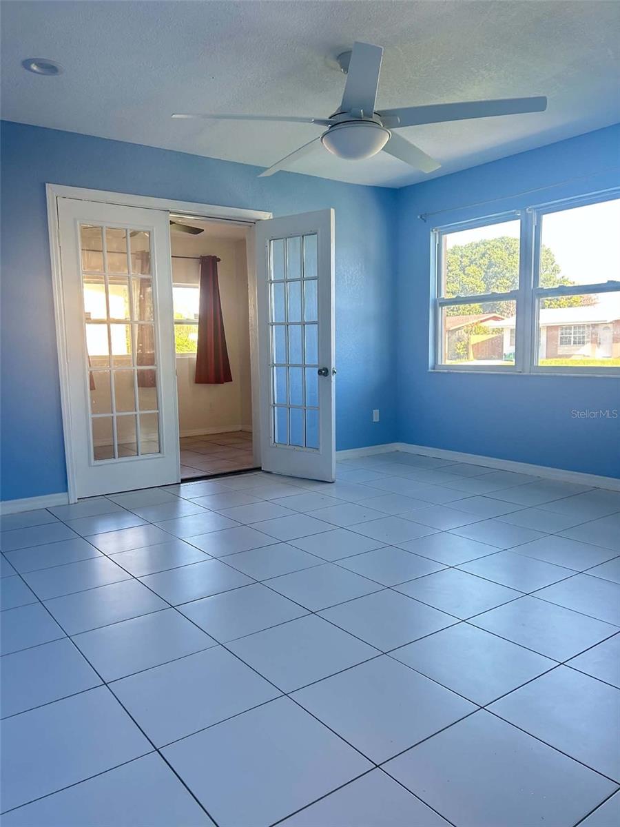 815 Juniper Ln Property Photo 3