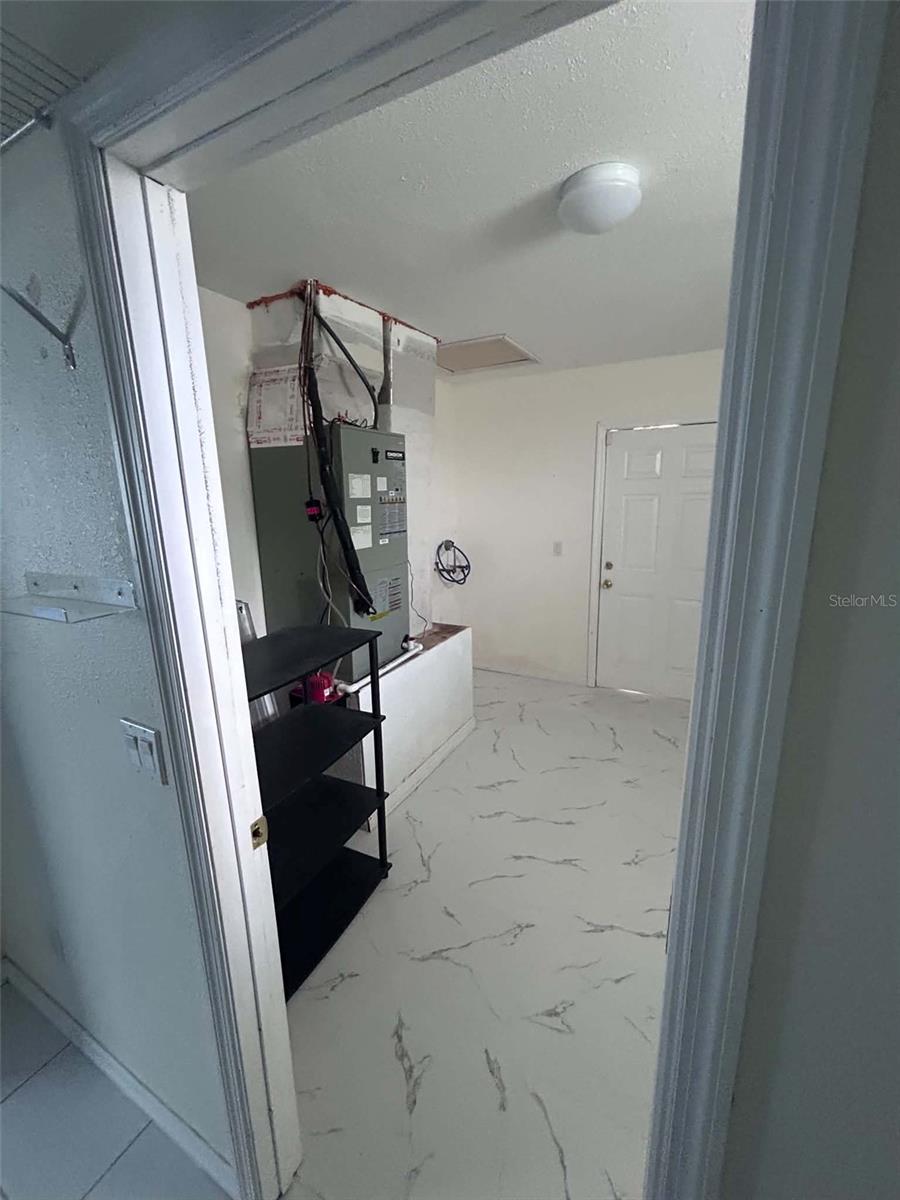 815 Juniper Ln Property Photo 21