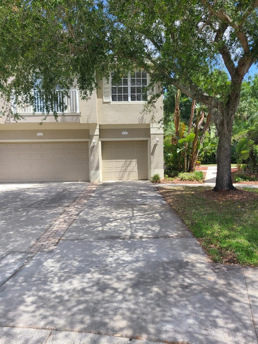 27727 Pleasure Ride Loop Property Photo 3