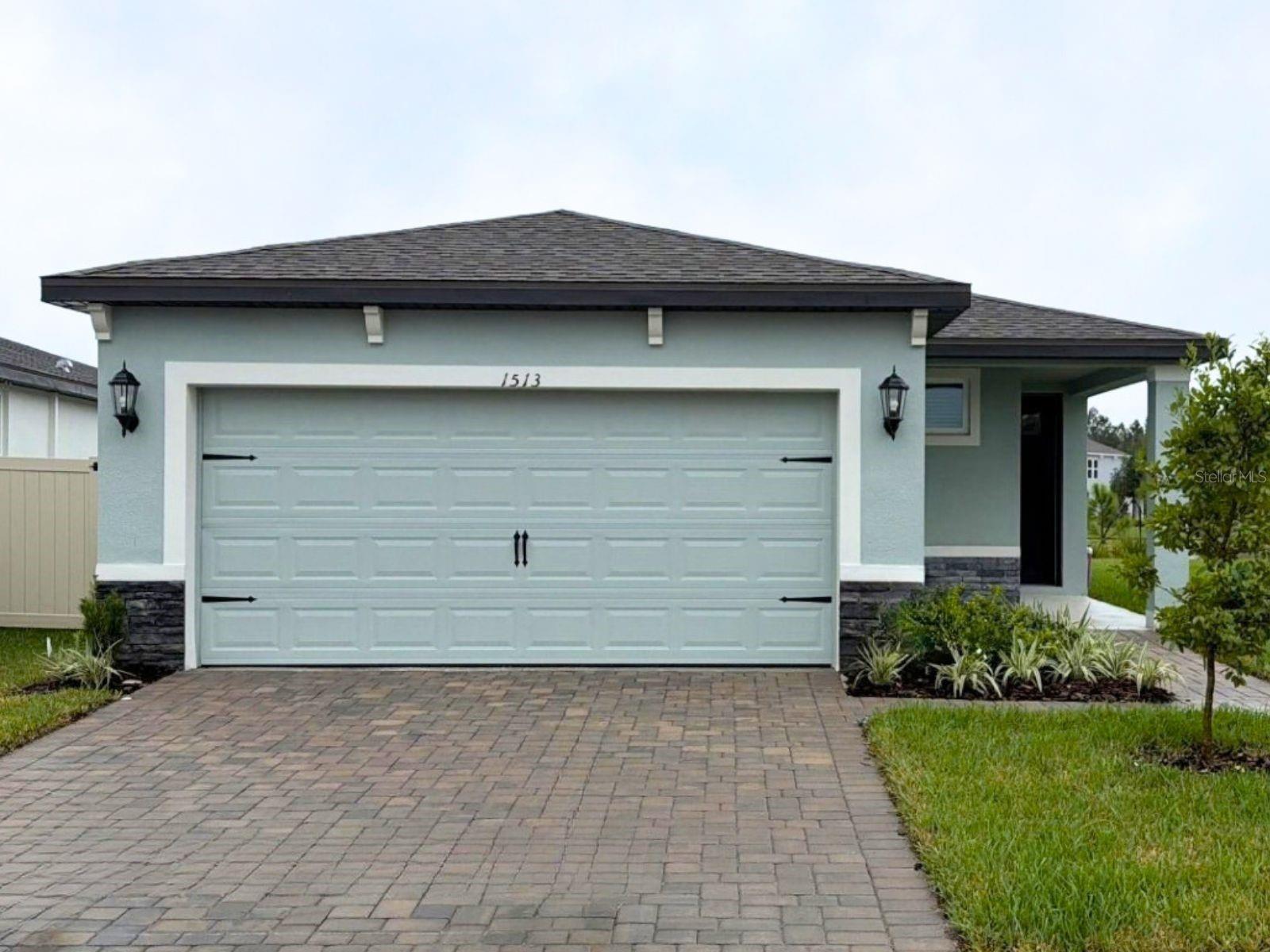 1513 BREKEY WAY Property Photo 1