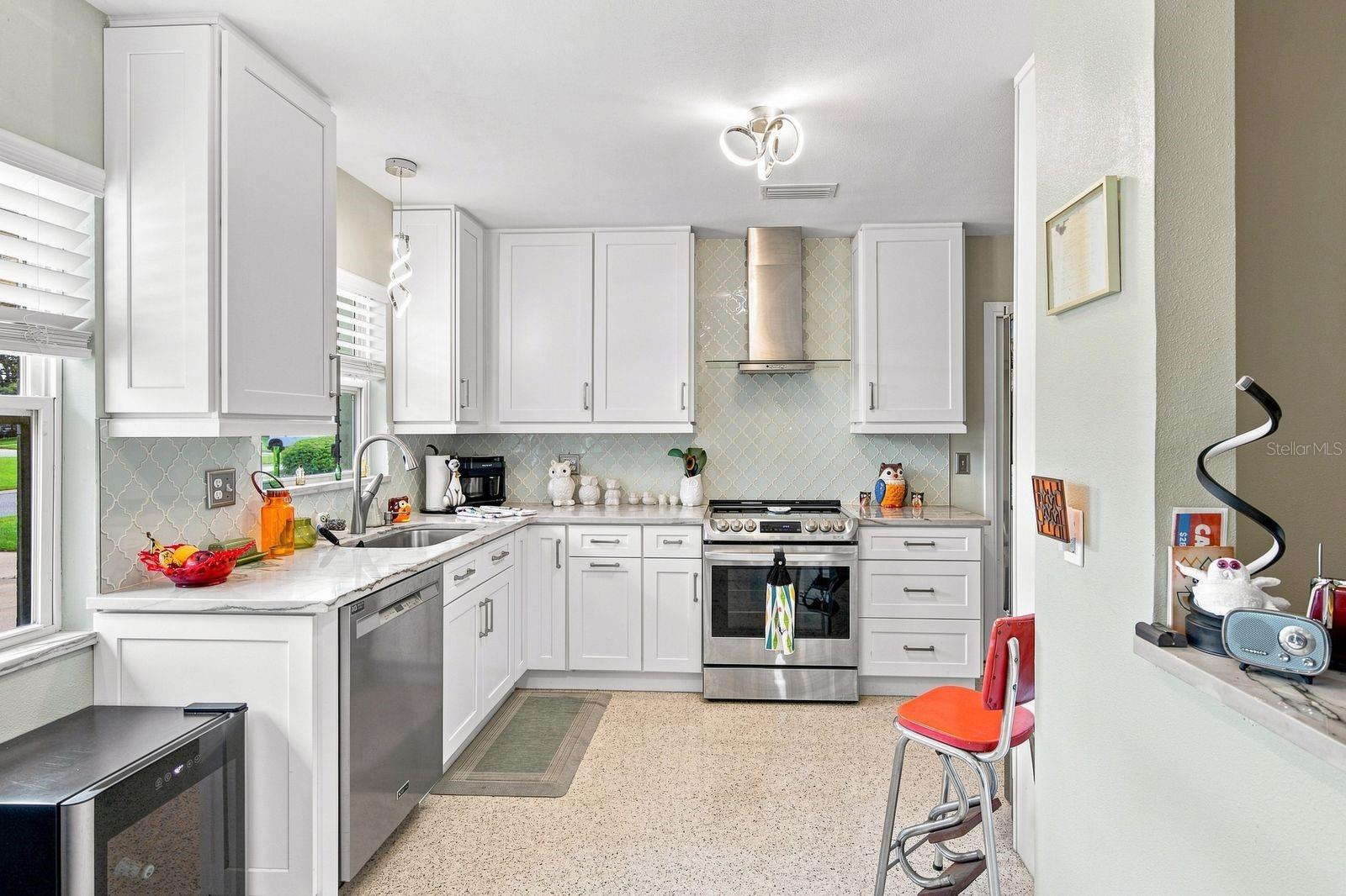 1631 Elizabeth Ln Property Photo 11