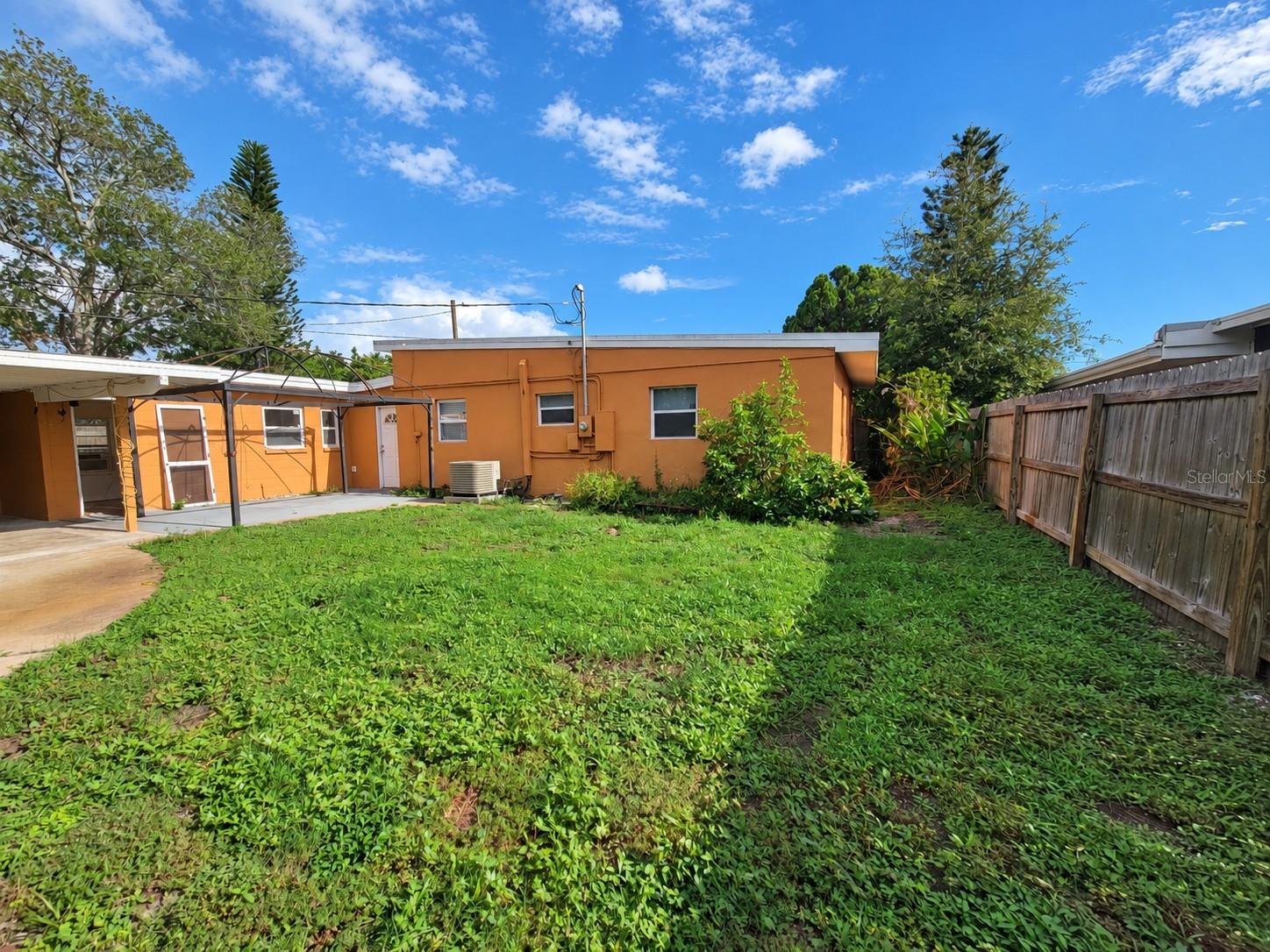 6711 Dartmouth Ave N Property Photo 23