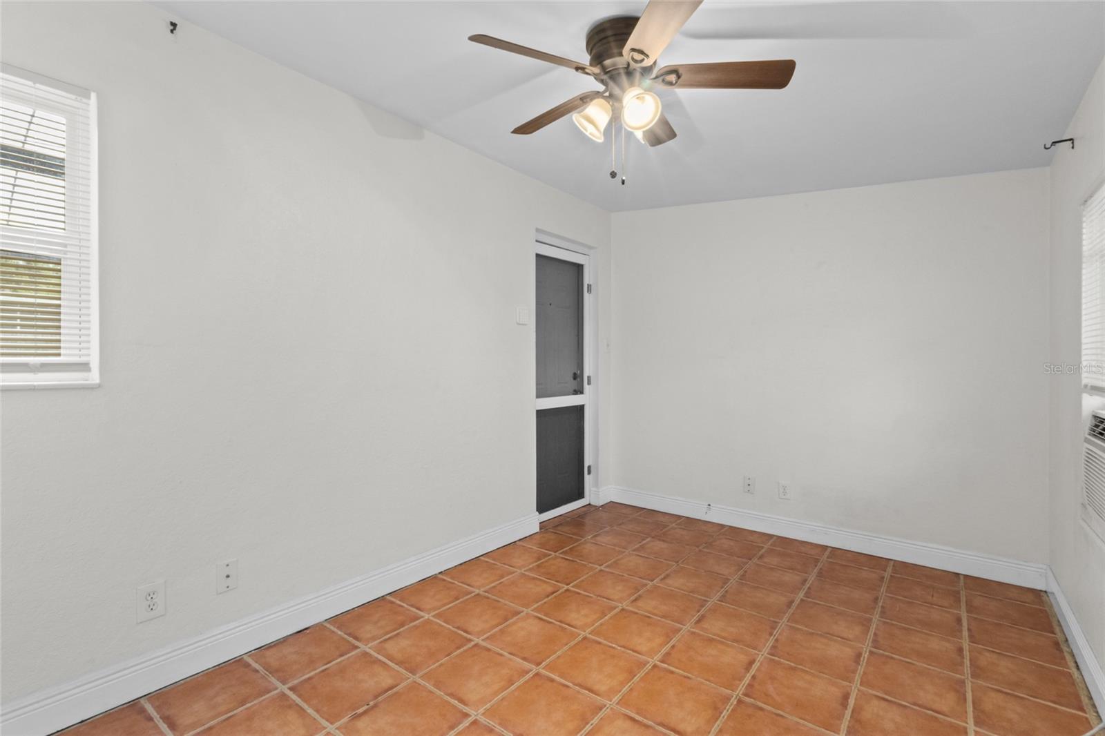6711 Dartmouth Ave N Property Photo 30