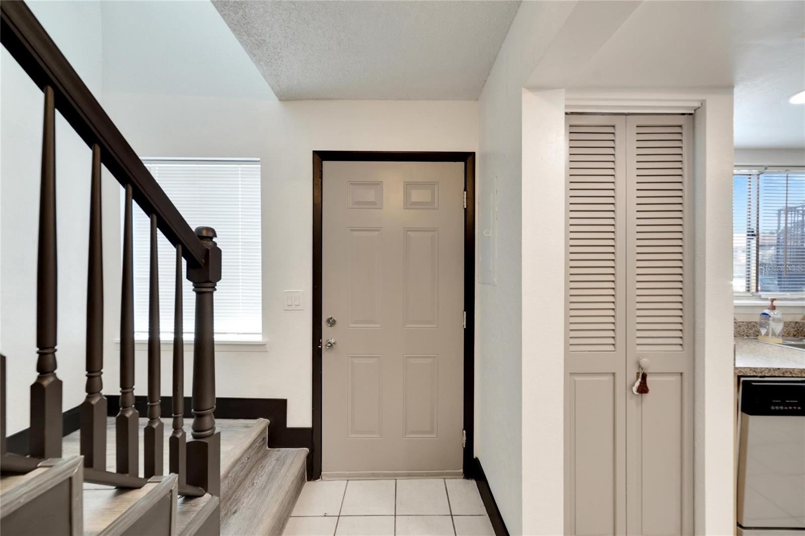 6301 Newtown Cir #1a4 Property Photo 3