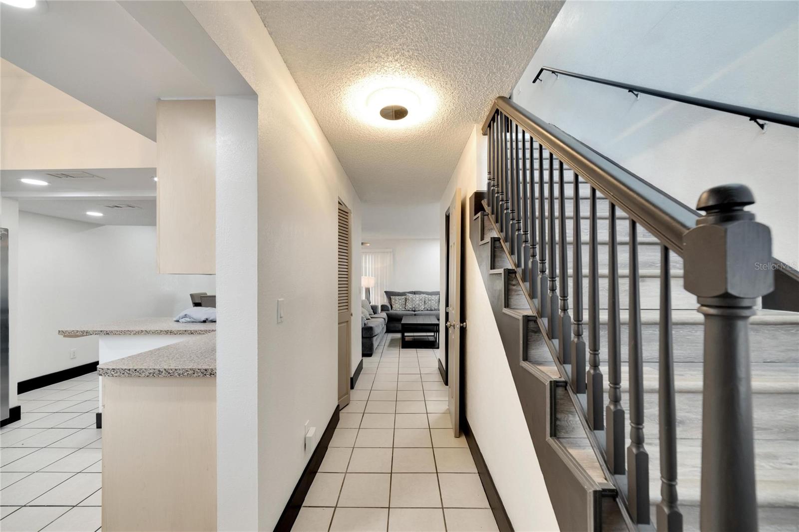 6301 Newtown Cir #1a4 Property Photo 4