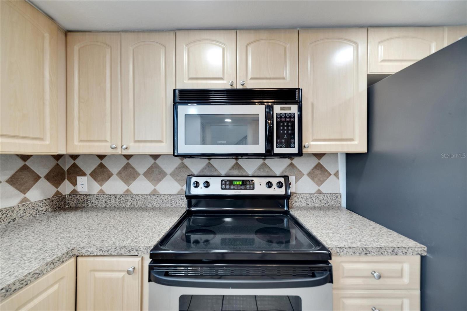6301 Newtown Cir #1a4 Property Photo 13