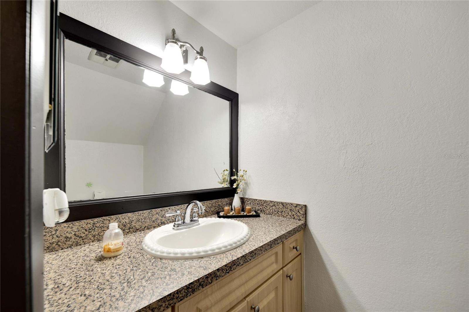 6301 Newtown Cir #1a4 Property Photo 28