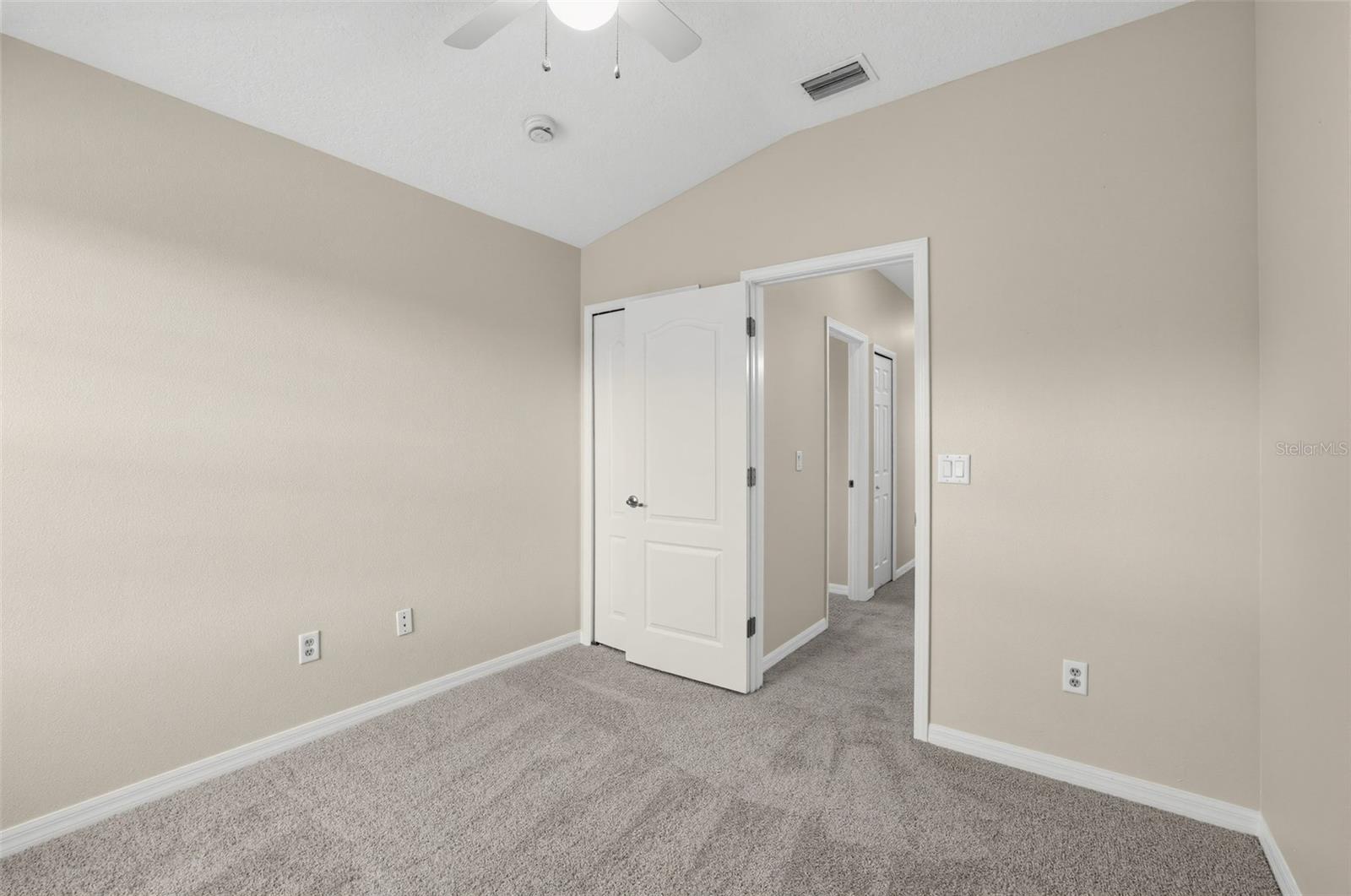 7876 Carriage Pointe Dr Property Photo 22