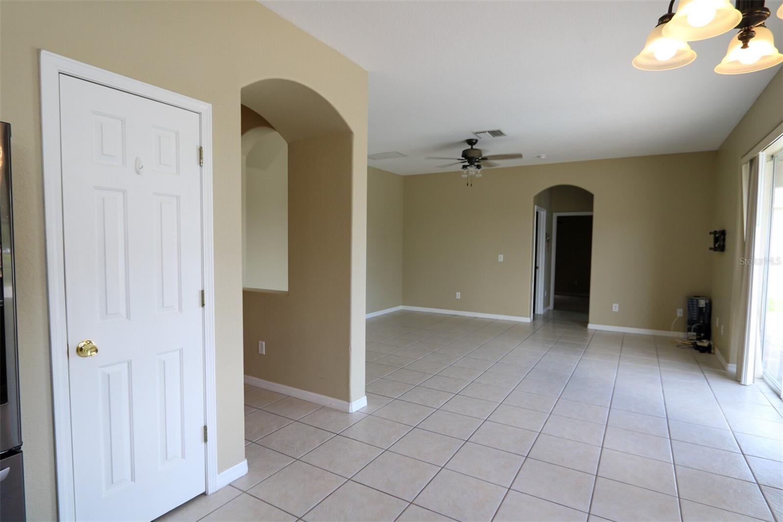 9018 Pinebreeze Dr Property Photo 16