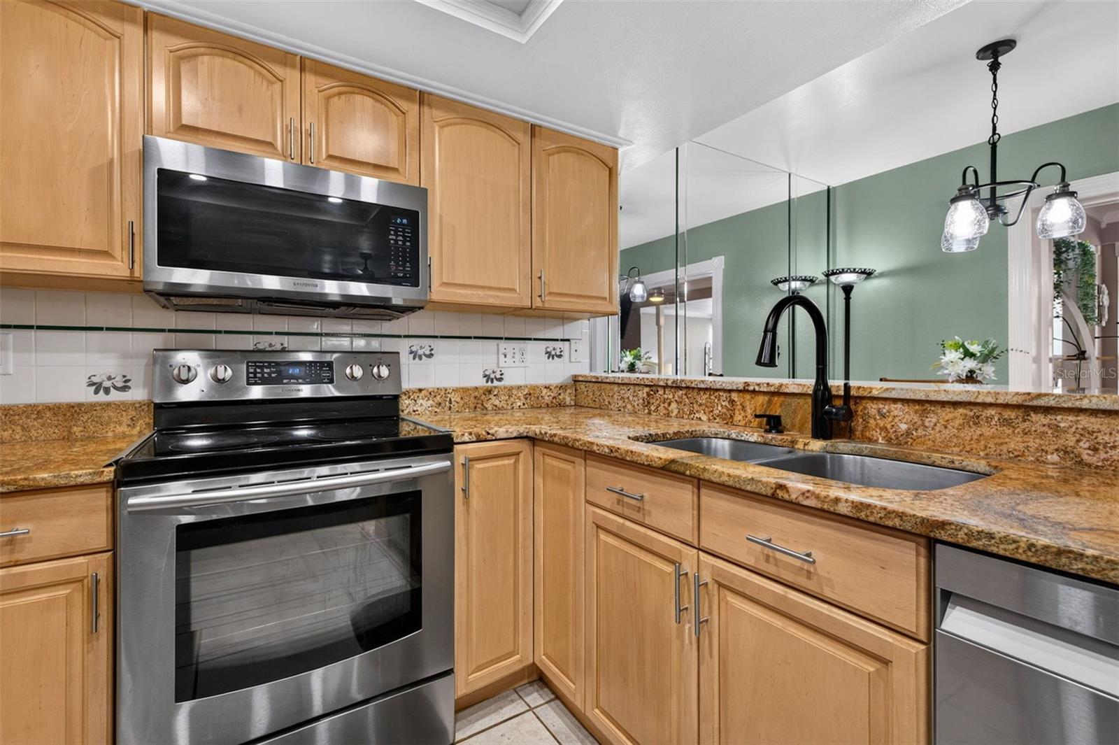7360 Ulmerton Rd #18d Property Photo 6