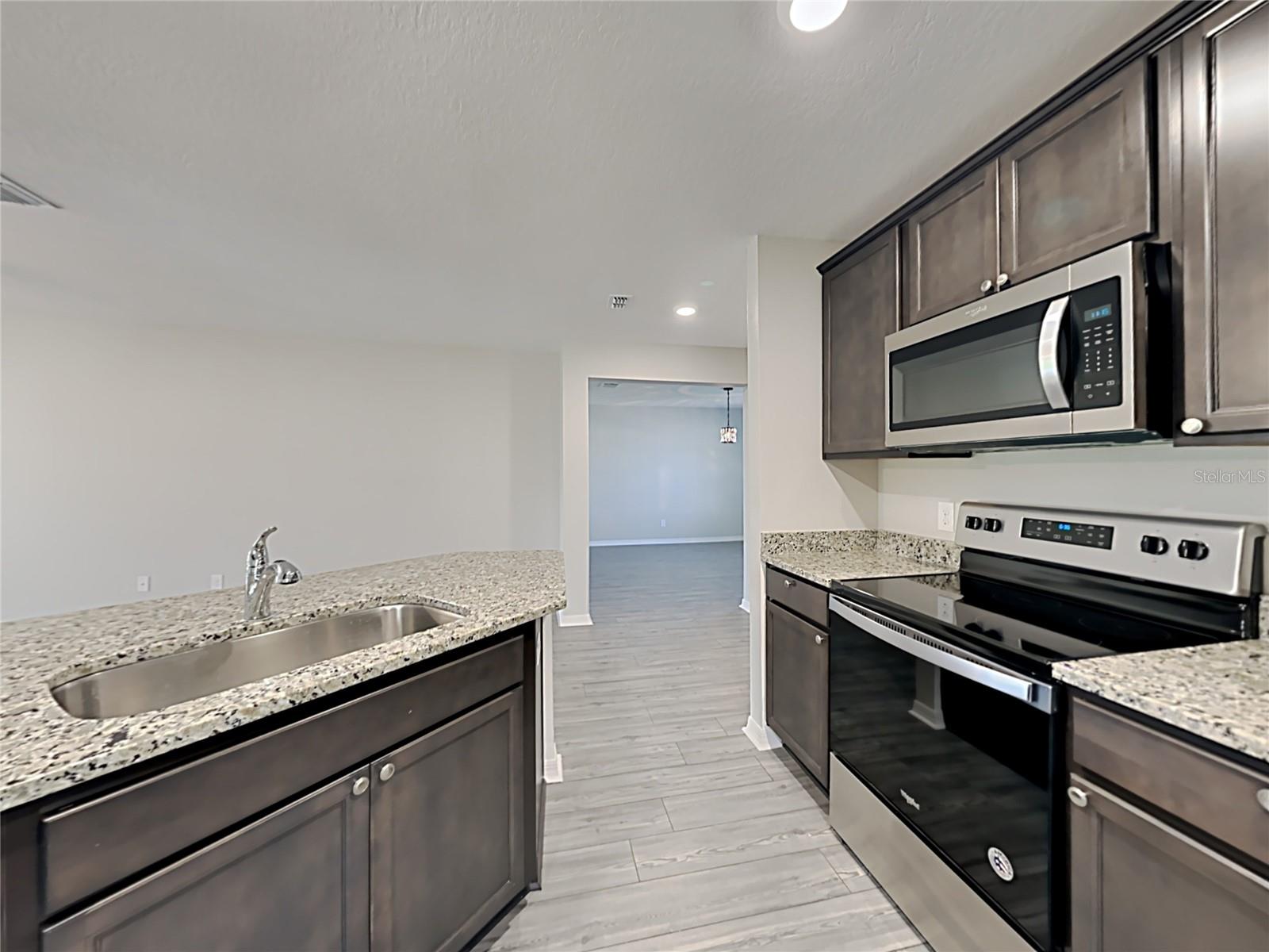 1804 Canaan Loop Property Photo 4