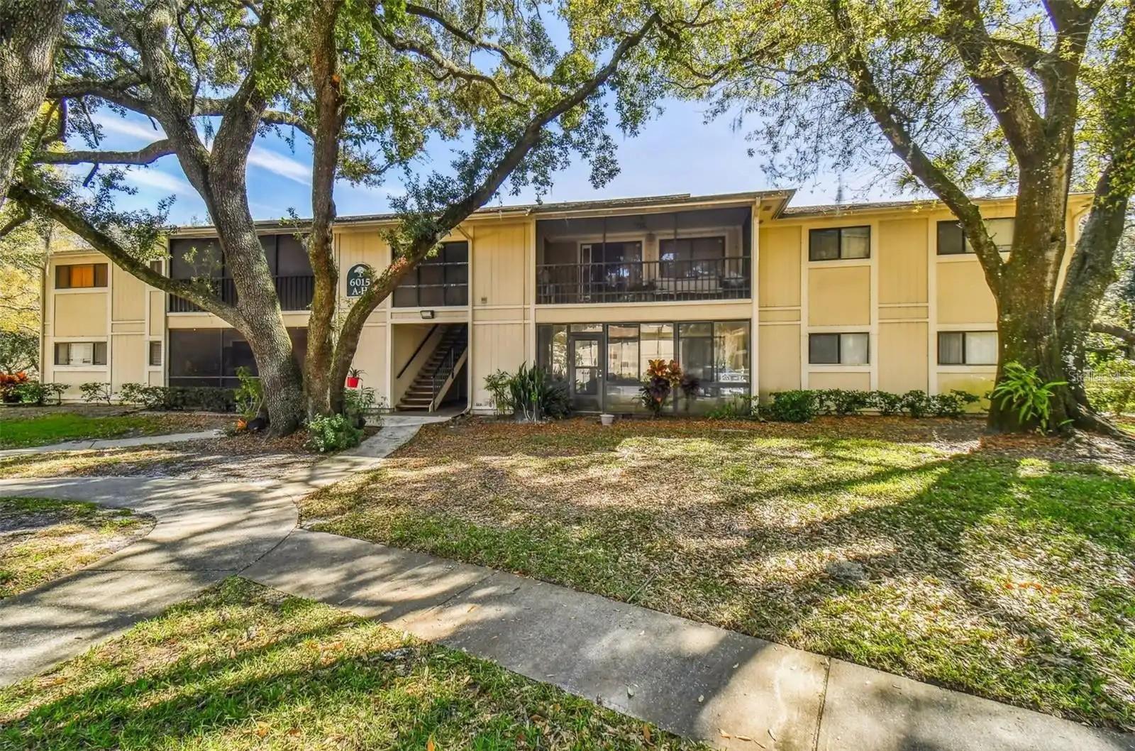 6015 Laketree Ln #e Property Photo 1