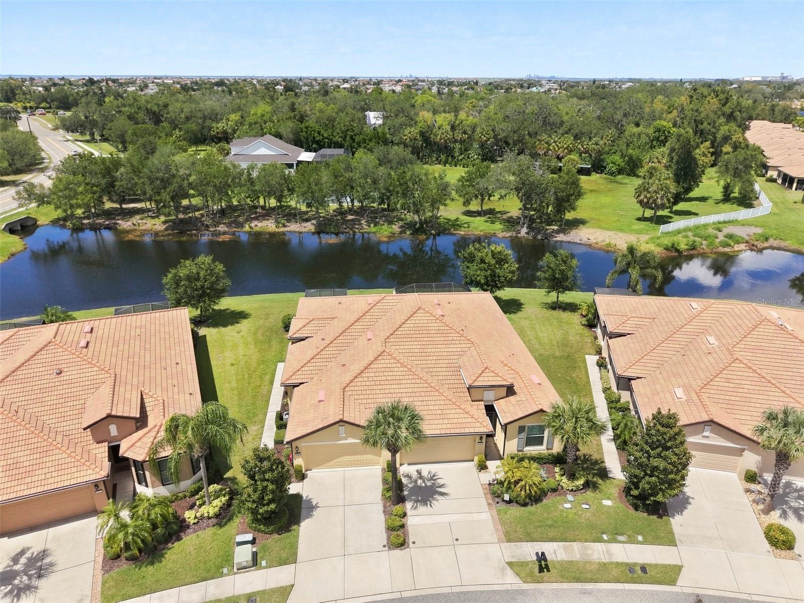 5465 Sunset Falls Dr Property Photo 1