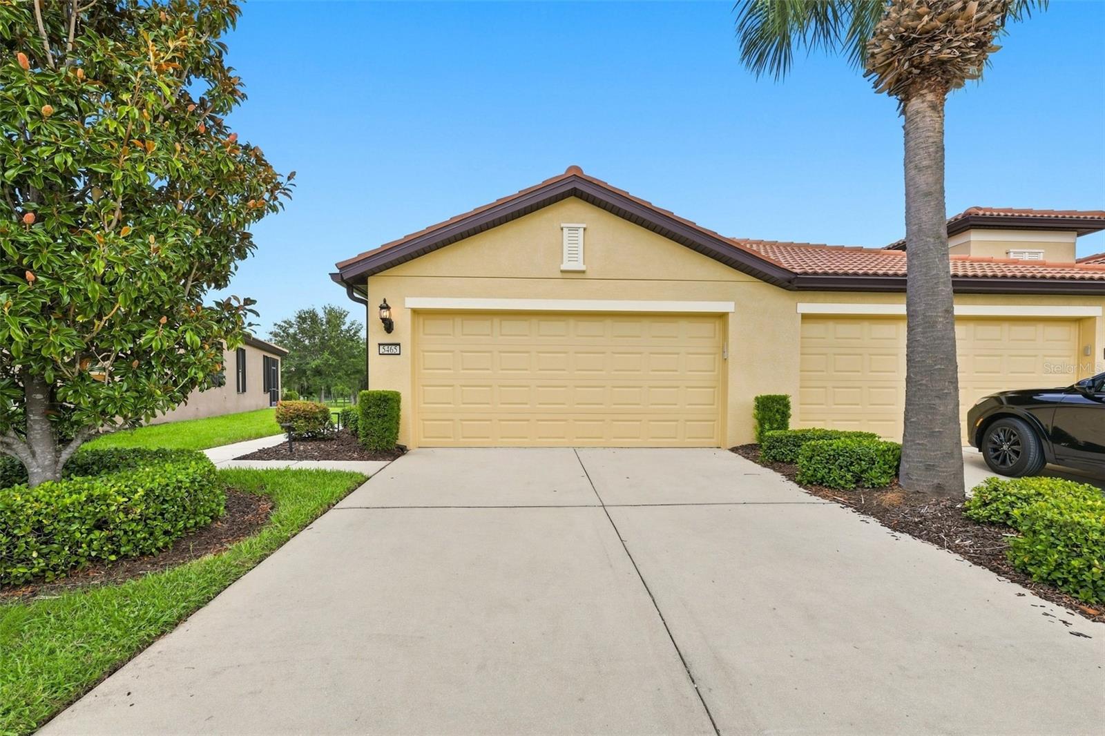 5465 Sunset Falls Dr Property Photo 6