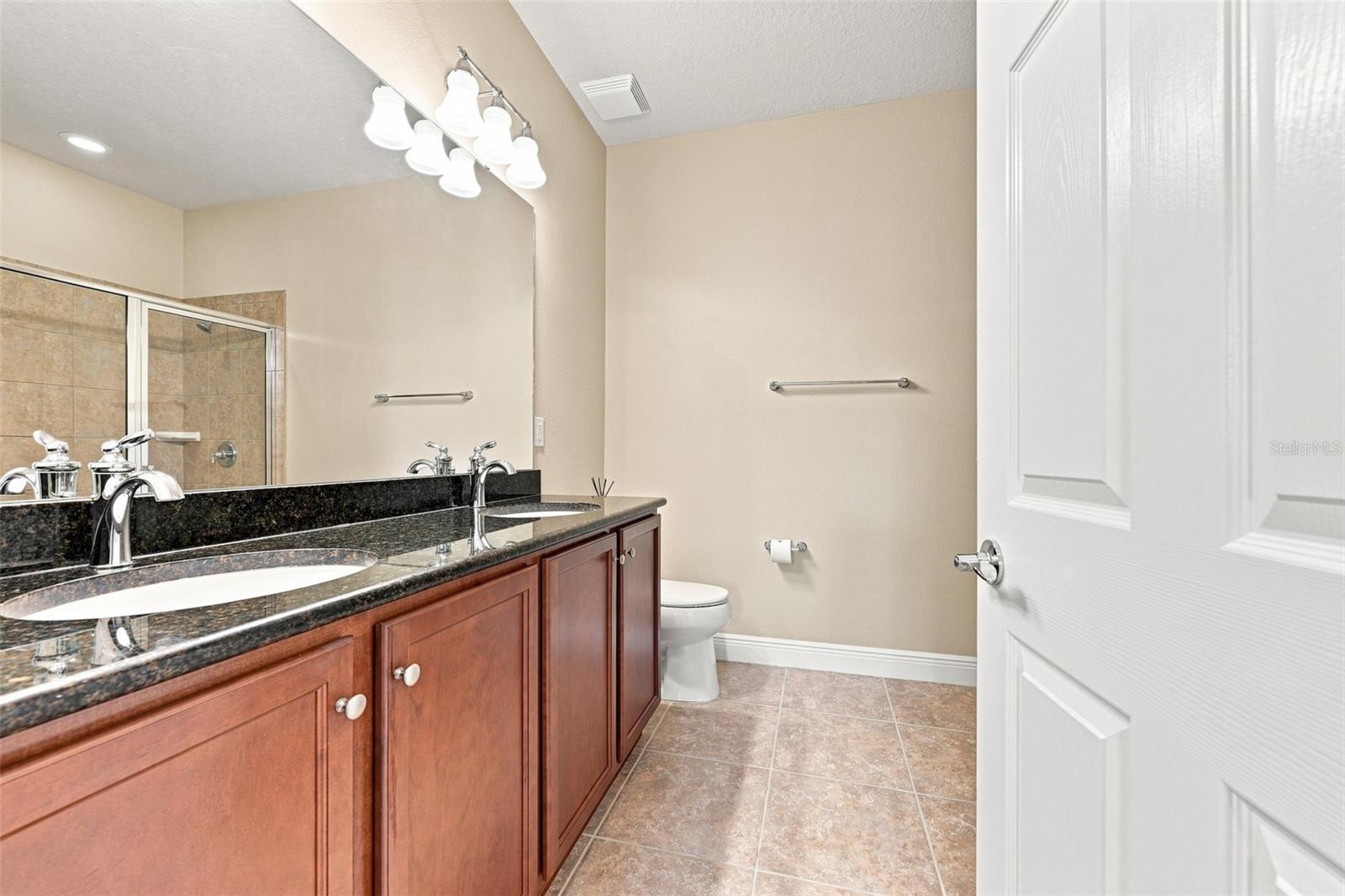 5465 Sunset Falls Dr Property Photo 29