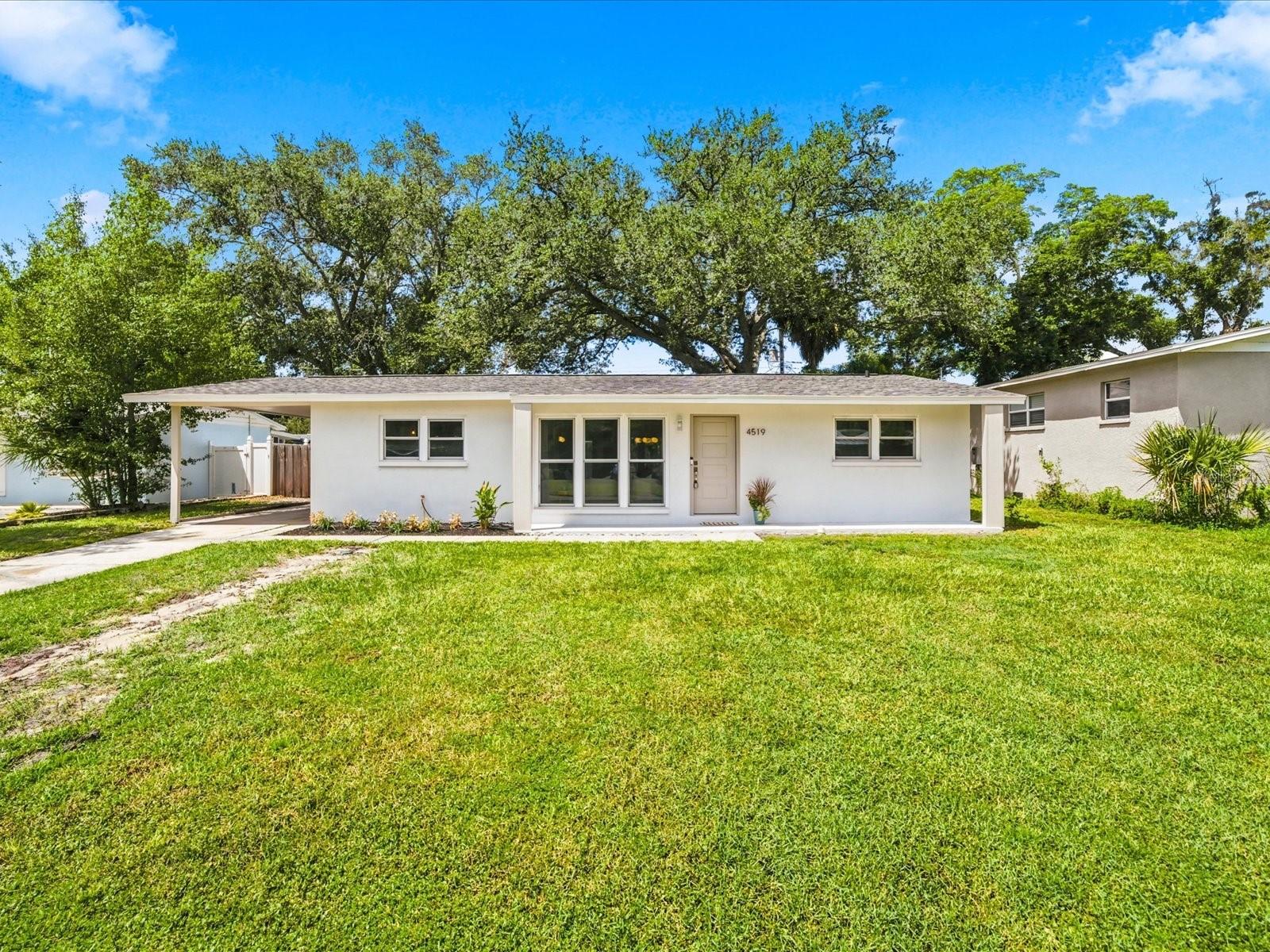 4519 S Cooper Pl Property Photo 2