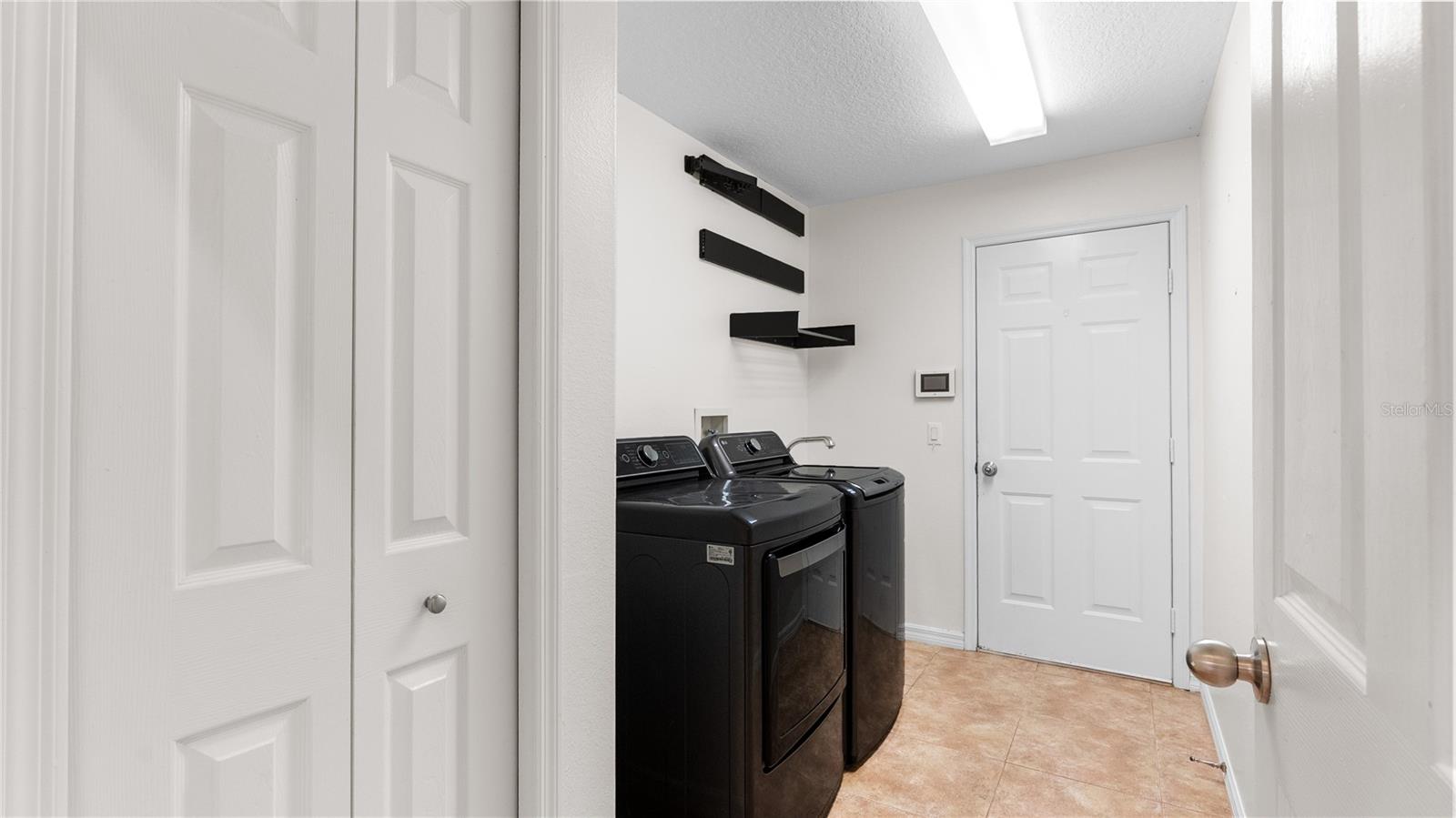 5924 Cherry Oak Dr Property Photo 25