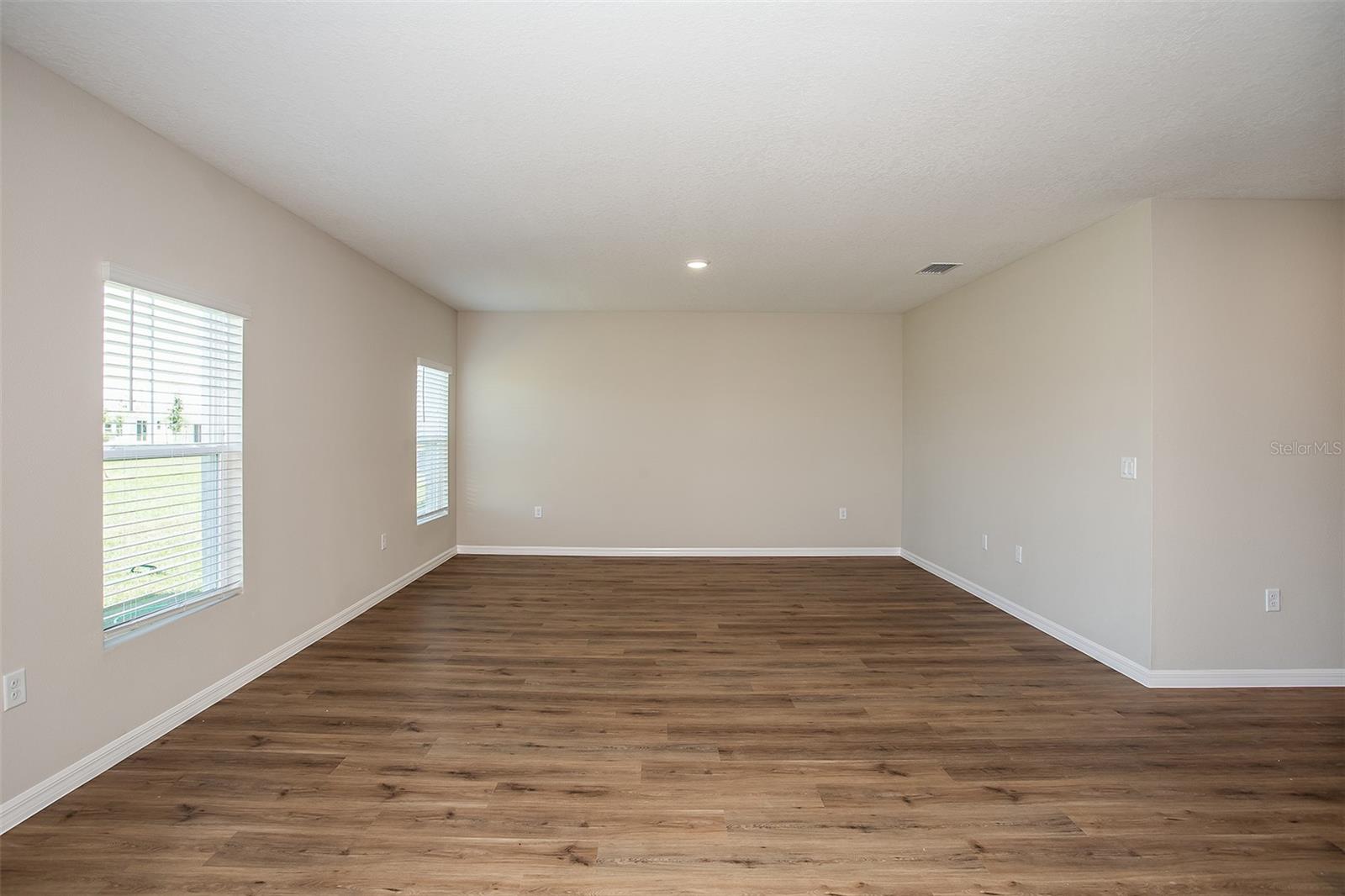 36668 Thornhedge Dr Property Photo 12