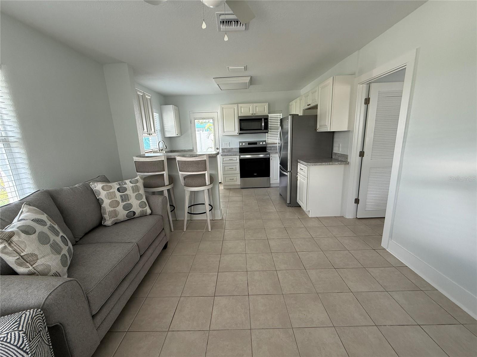 14402 N Bayshore Dr #2 Property Photo 3