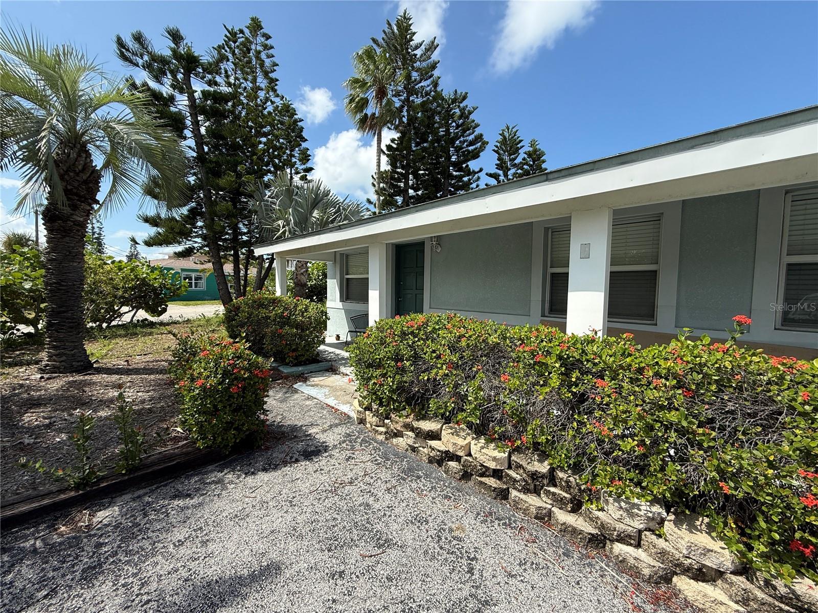 14402 N Bayshore Dr #2 Property Photo 13