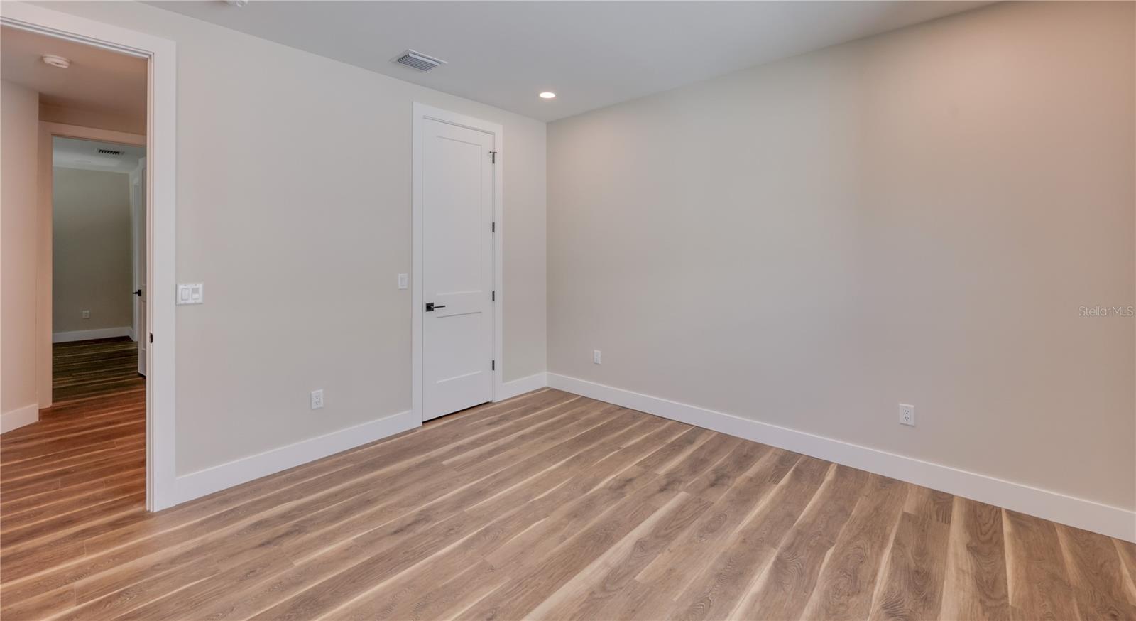 785 Lime St Property Photo 23