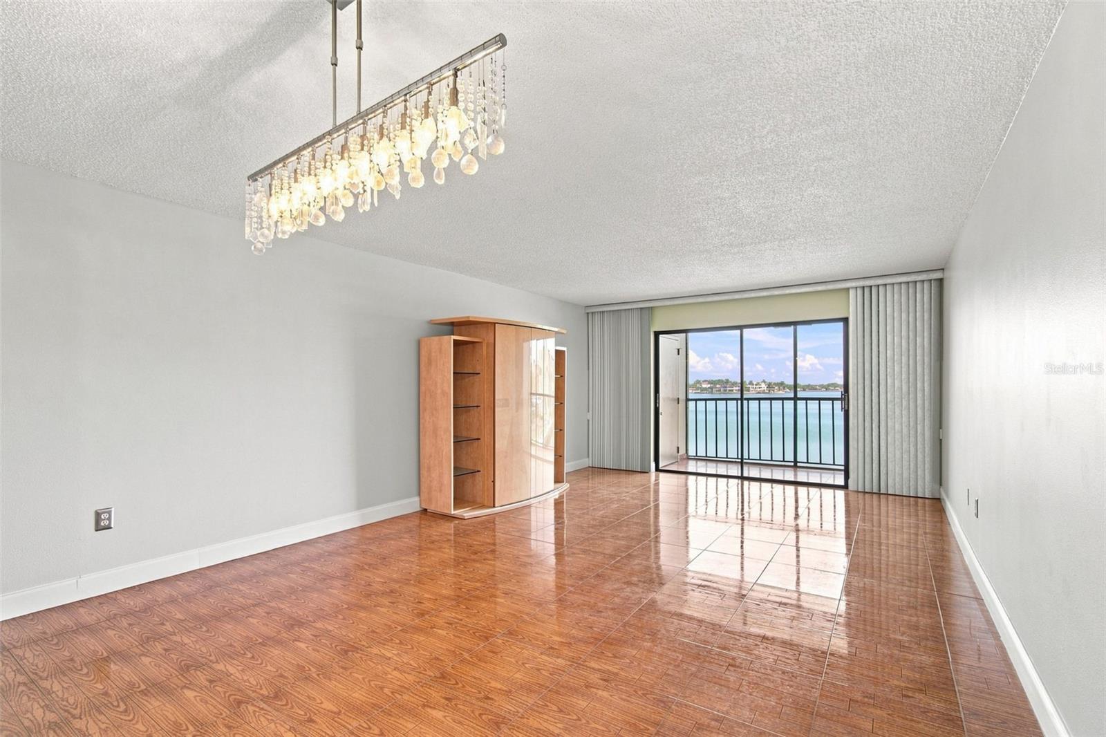 7700 Sun Island Dr S #202 Property Photo 16