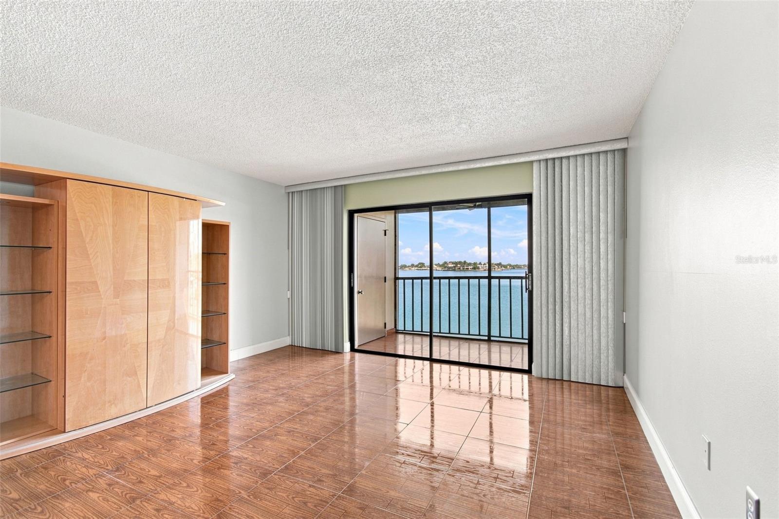 7700 Sun Island Dr S #202 Property Photo 18