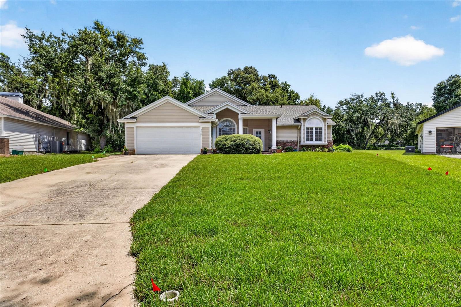 3318 Silverpond Dr Property Photo 1